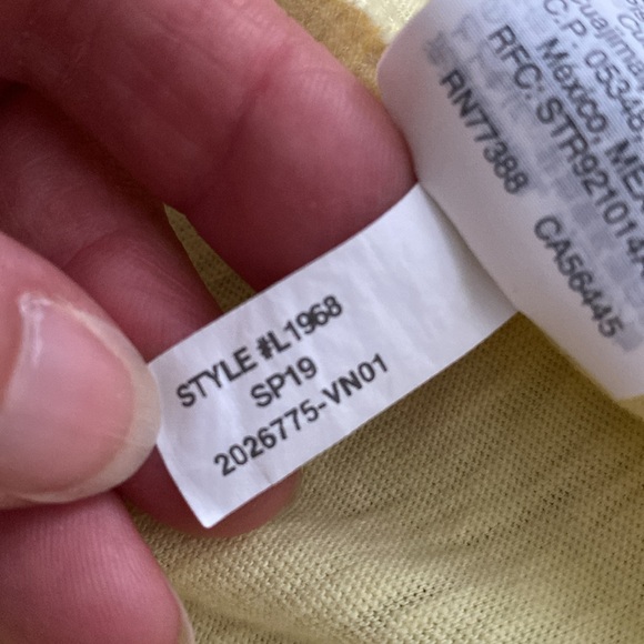 J. By J.Crew size small wrap and tie yellow Tshirt - Picture 14 of 14